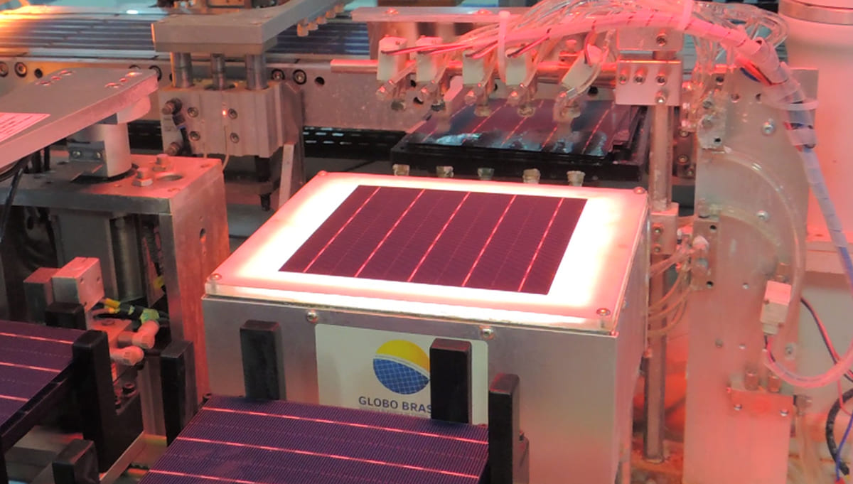 Globo Brasil inova e  inicia a produção de painéis solares nacionais com 5BB